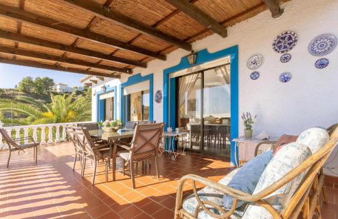 Lilia Barajas - Photo 19