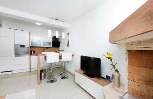 Beautiful Villa Petra with Summer Kitchen and Pool - Foto 16