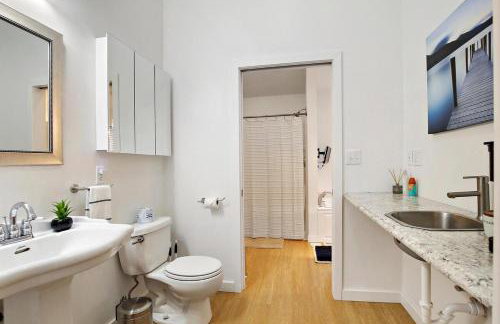 Rare Gem! Game Room, Hot Tub, Near Lake, Pet Ok - Foto 11