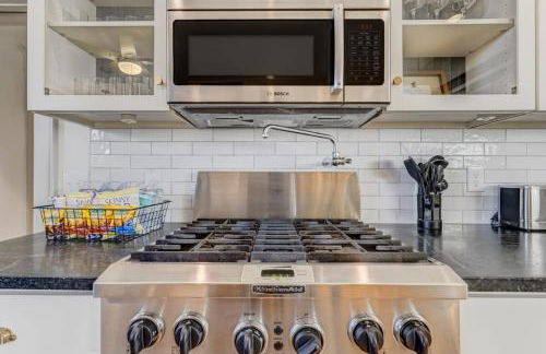 Noble Manor Near Top Spots Hot Tub BBQ - Foto 15