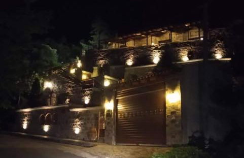 The StoneHouse - Photo 3