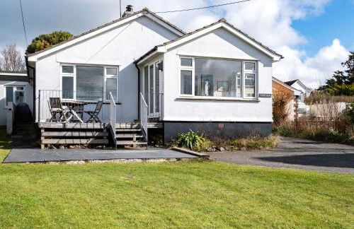 Croft Elms - Photo 1