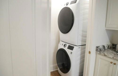 Entire Spacious Vacation Home - 1 mile to all Attractions - Foto 26