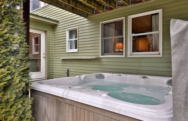 The Tanglewood Lodge: Amazing Ski Home For Groups. Hot Tub. Close To Killington Resort! 4 Bedroom Home - Photo 26