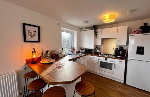 Two bedroom apartment in Barry-close to beach - Foto 12