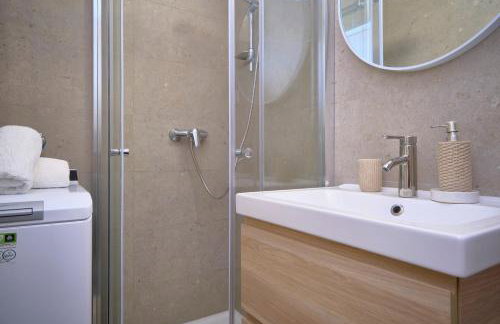 Sunny Apartment - Photo 20