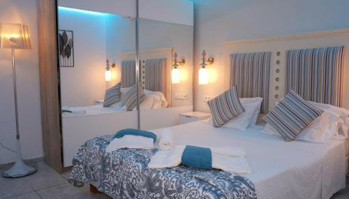 Olympia Corfu - Foto 3, wardrobe