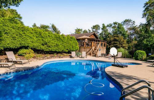 Spacious Serene Cabin Sleep 14 Pool Hot Tub Games - Foto 6