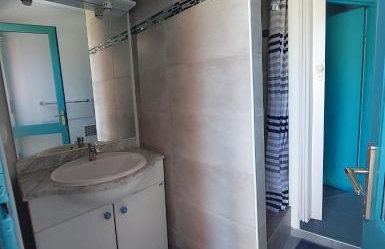 Maisonnette Bleu Piscine - Photo 17