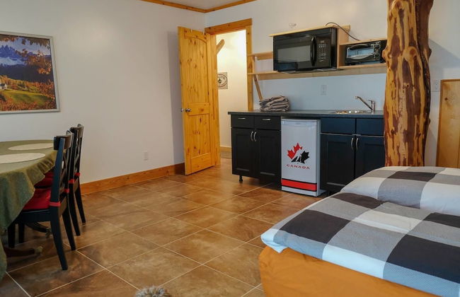 Beautiful Log Chalet Near Fernie, BC - Foto 14