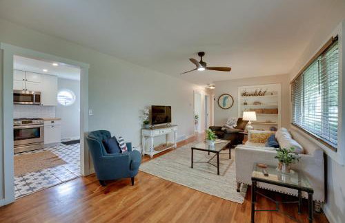 Walk to Beach Lake Michigan Getaway! - Foto 4