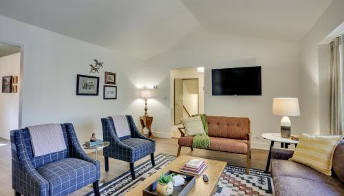 Pet-Friendly Escape w/ Game Room & Fire Pit! - Foto 4