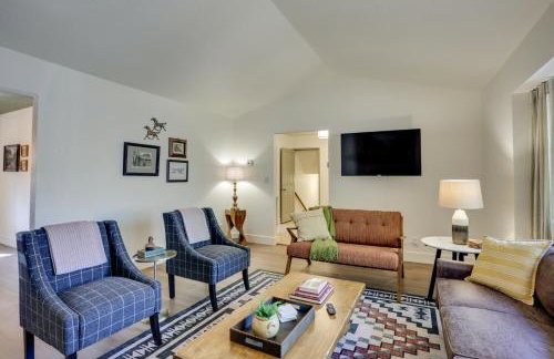 Pet-Friendly Escape w/ Game Room & Fire Pit! - Foto 4