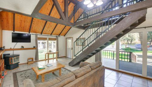 1 Mi to Dtwn Libby Peaceful Home with Creek Access! - Foto 5