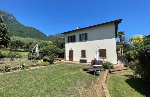 Villa La Bolvedrina - Lake Como Villa Apartments - Garden & First Floor - Foto 1