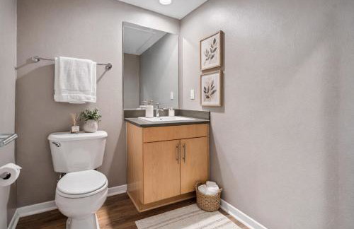Venice Marina Water Front Luxury Condo - Photo 18