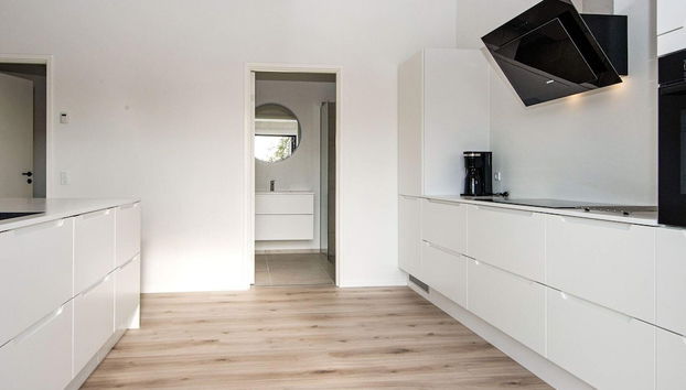 8 Person Holiday Home in Ebeltoft - Foto 4, Cocina privada