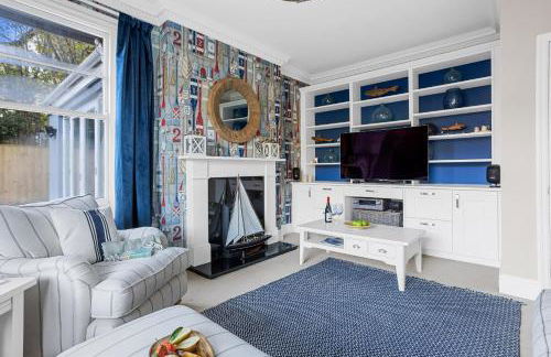 Homefield - Chic charm with unrivalled river views - Foto 24