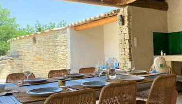Family Stone House In Gordes - Photo 4