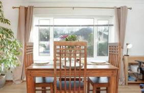 3 Bedroom Bungalow with great Sea Views, Private Hot Tub & Gardens - Foto 28