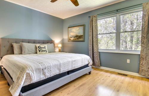 Pet-Friendly Black Mountain Vacation Home with Deck - Foto 11