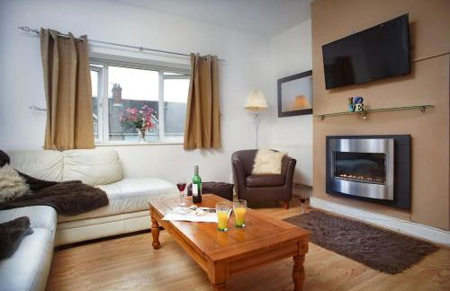 Nythfa, Situated on the Pembrokeshire Coast - Photo 1