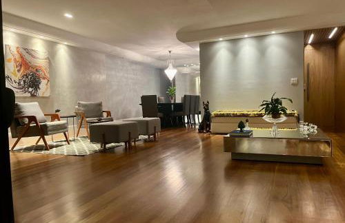 Maravilhoso Apartamento 100m da praia - Foto 2