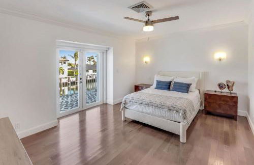 Solara: Waterfront Estate, Pool, Dock, Private Guest Suite - Foto 68