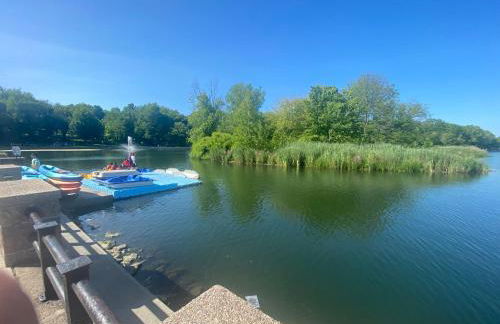 Group Getaway of West New York - Foto 29