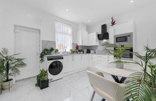 SLUXE Properties 4mins to Etihad Stadium and Coop live - Foto 20