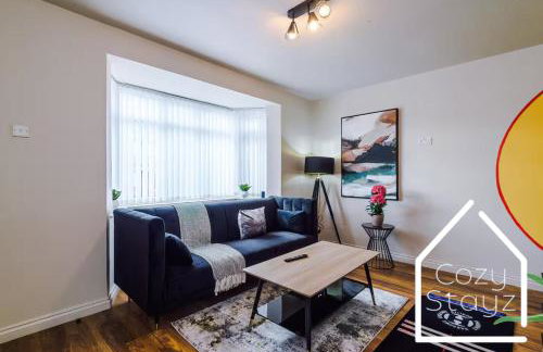 Spacious 3 Bed with Pac-Man, Darts and 2 Parking spaces - Foto 1