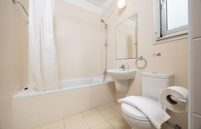 Villa Coral Bay 4 in Peyia - Foto 12