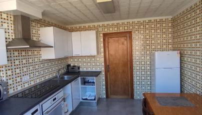 Appartement Spacieux fonctionnel Parking assuré!! - Foto 4