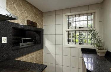 apartamento em bairro nobre suíte com ar condicionado e banheira com hidromassagem - Foto 15