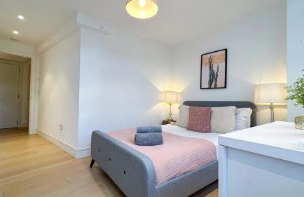 Modern 3-Bedroom flat in St Johns Wood near Marylebone & Regents Park with Balcony - Photo 7