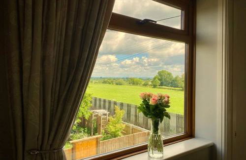 Cosy 3-bedroom home with garden and log burner. - Foto 12