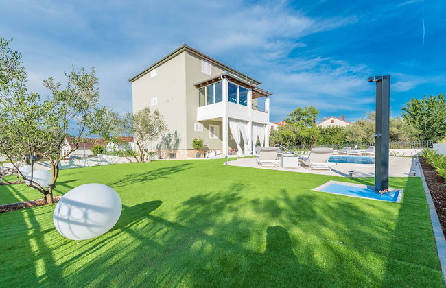 Very Good Life - Foto 22