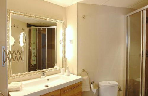 Tranquilo y Céntrico apartamento 1 dormitorio - Photo 6