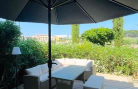 Refait à neuf Standing bord de plage et piscine Proche de St Trop - Foto 13