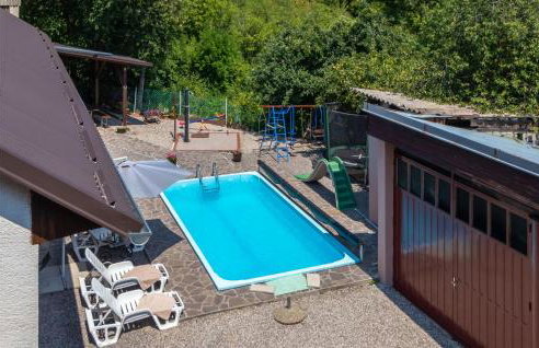 4 Bedroom Stunning Home In Plaski - Foto 7