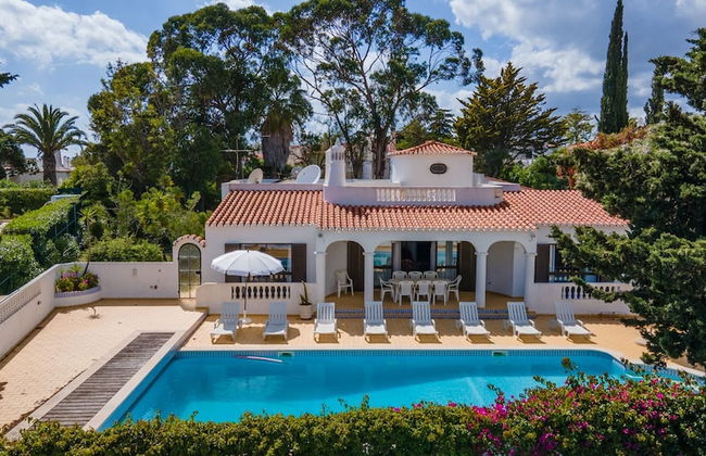 Joana Stunning Villa IS A 10 MIN Walk TO THE BEA - Foto 5