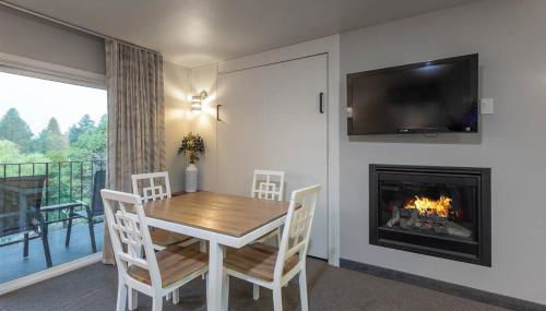 Riverside Condo located Downtown Enjoy Nightlife - Foto 1