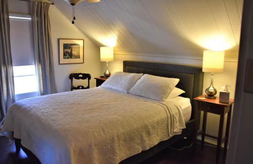 New listing! ON 62-acre Broad Ripple park/ less than a mile from Broad Ripple village. - Foto 3