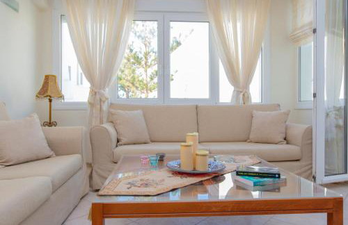 Irida Holiday Home - Foto 8