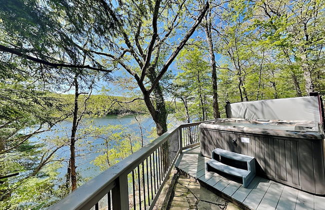 Lured by the Lake - Foto 36