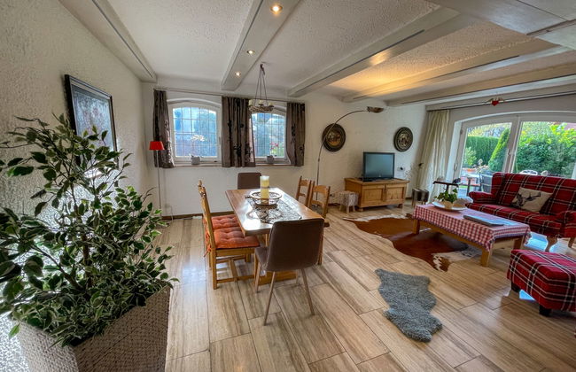 2 bedroom Apartment in Unterwössen with garden and terrace - Photo 4