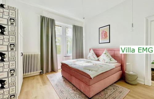 Ferienhaus Villa EMG Velbert nah Düsseldorf Essen Dortmund, Familien Gruppen bis 27 Personen, 3 Küchen, Kaminofen, Terrasse - Photo 4