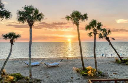 Gulf View Escape on the Beach at Resort with Pool, Kayaks, and More! - Foto 1