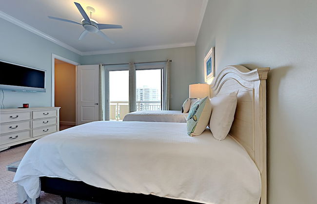 Harbor Landing #601a - Photo 2