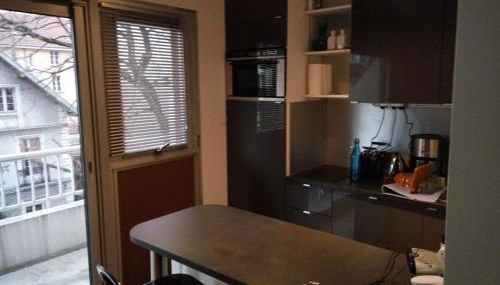 Appartement 2 pieces 40 m2, dans hyper centre, avec piscine au rez de chaussee - Foto 4